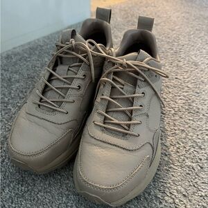 UGG Men's Beige Sneakers